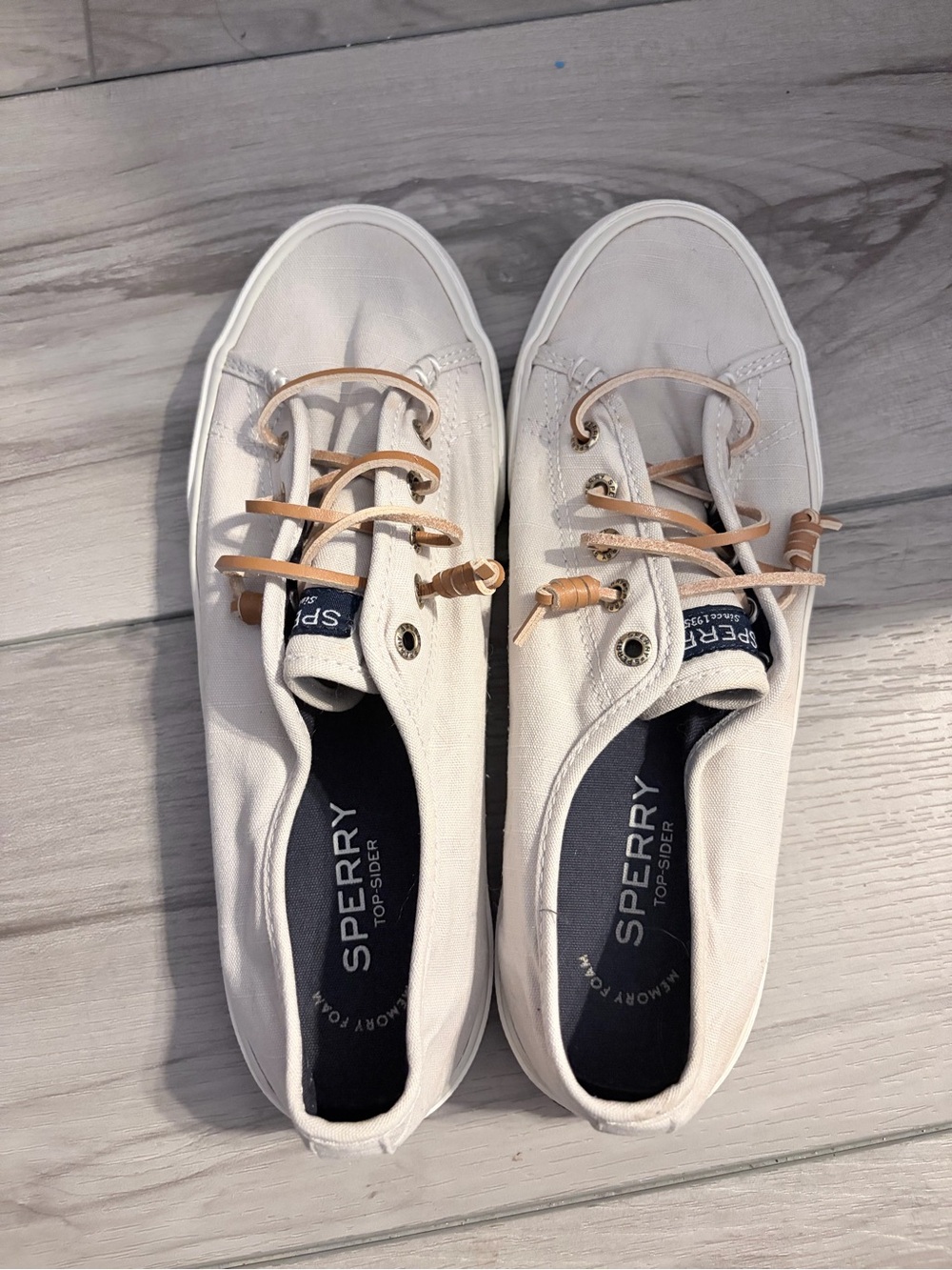 Sperry Women's White Canvas Boat Shoes with Tan Leather Laces memory foam